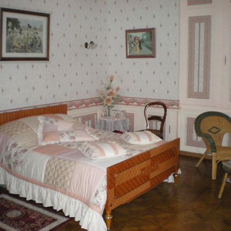 Neuville-CoppegueuleLe Chateau住宿加早餐旅馆 外观 照片