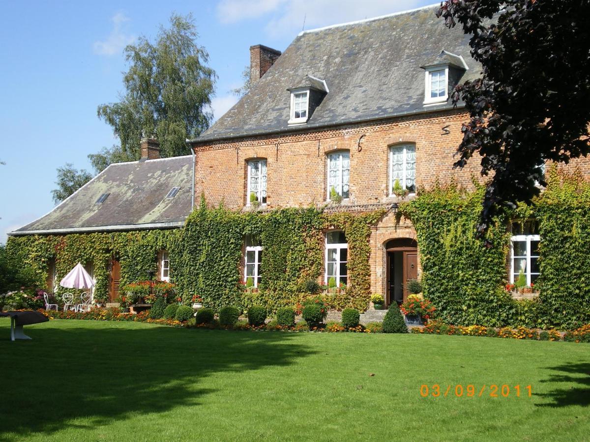 Neuville-CoppegueuleLe Chateau住宿加早餐旅馆 外观 照片